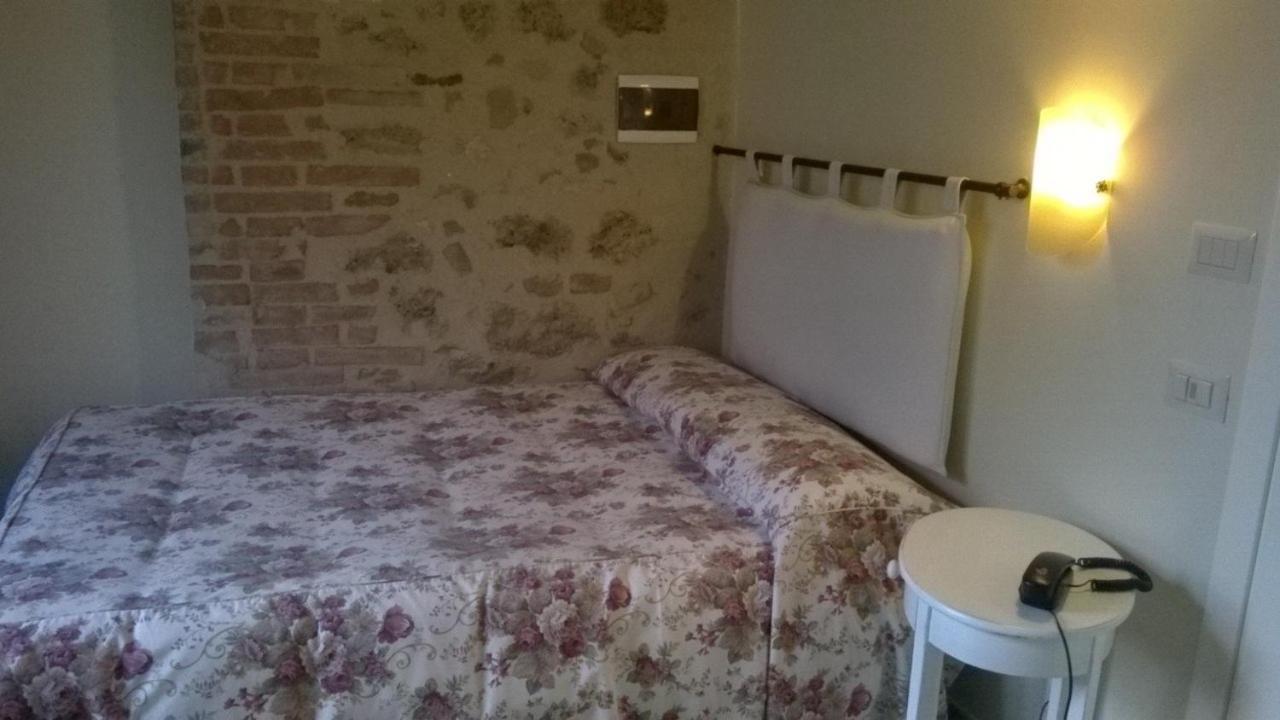 Arnolfo B&B Colle Val D'Elsa Chambre photo